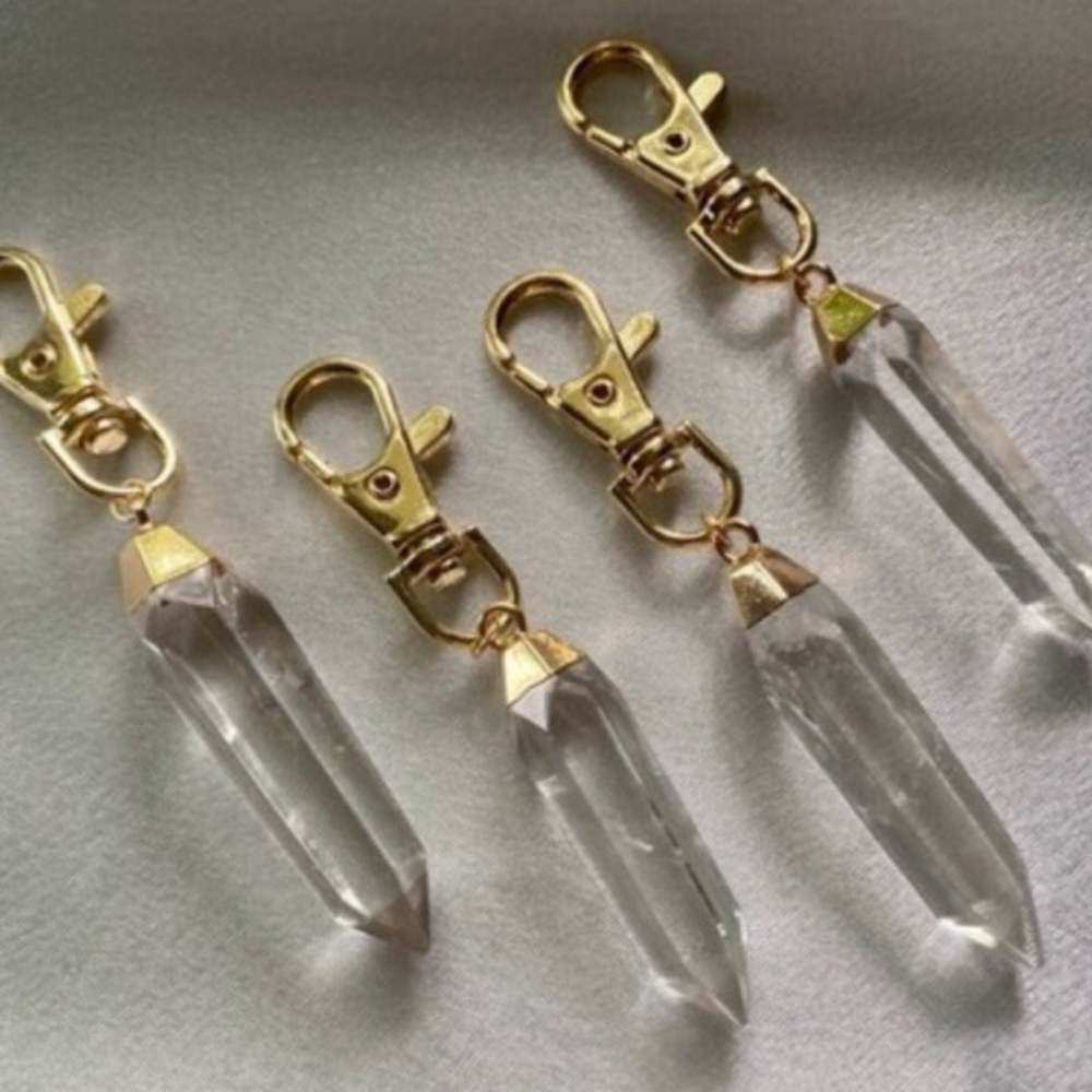 ❌LAST ONE 22K Gold Plated Raw Crystal Keychain